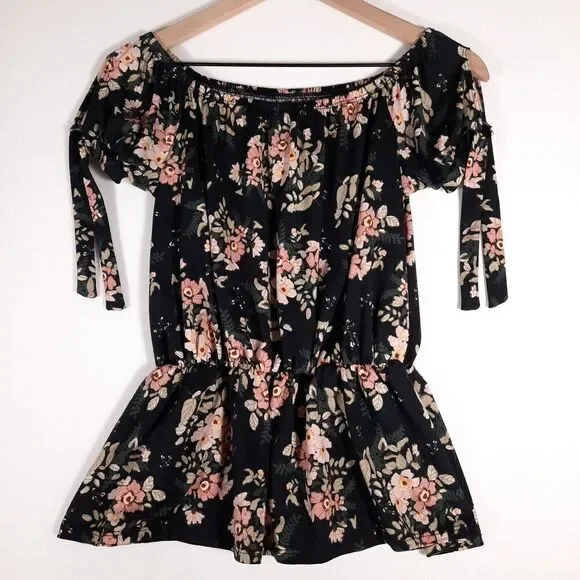 First Love On or Off Shoulder Floral Knit Peasant Top Size Medium / Large Ruffle - Picture 6 of 13